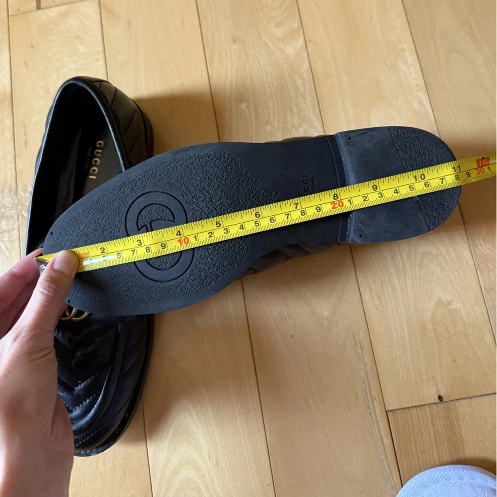 Gucci // black leather quilted loafers - Picture 7 of 9